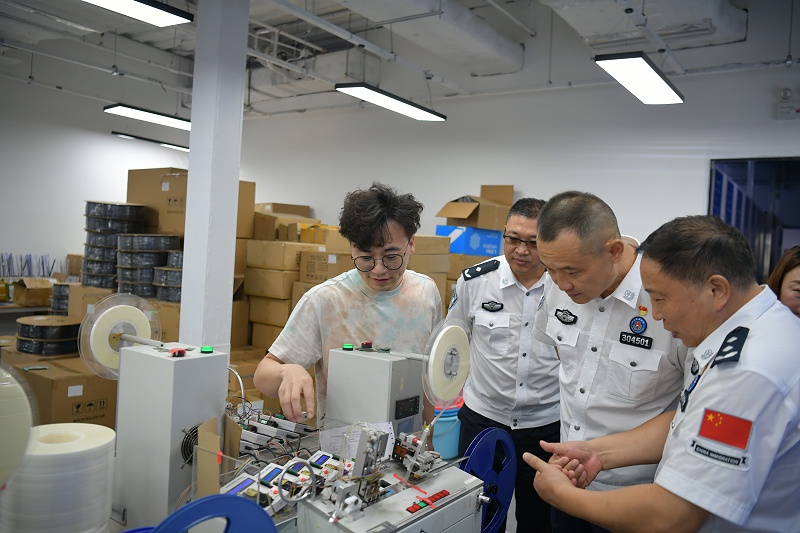 DSC_9586(1) DSC_9586(1)