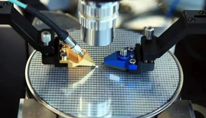 光刻膠是什么東西？干什么用的 